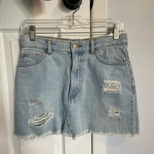 pull&bear size 28’’ denim mini skirt